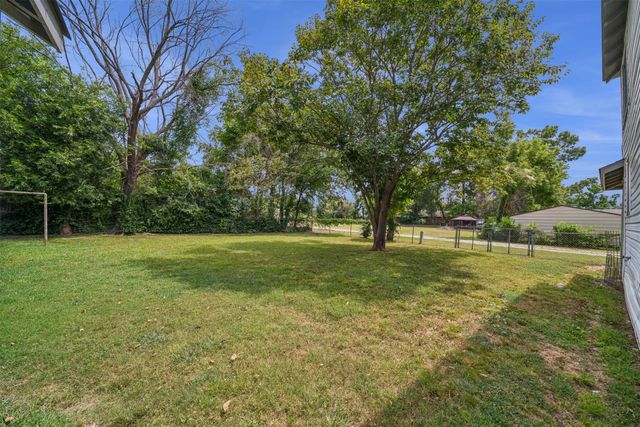 712 N Seminole Avenue, Claremore, OK 74017