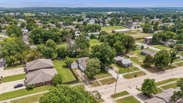 712 N Seminole Avenue, Claremore, OK 74017