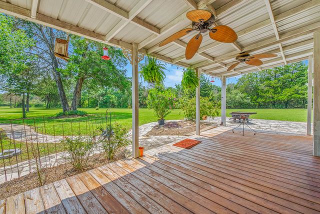 7000 Strickland Lane, Bryan, TX 77808