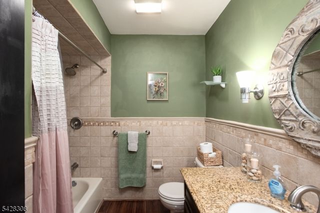 13 Forest Ln, Green Brook Twp., NJ 08812