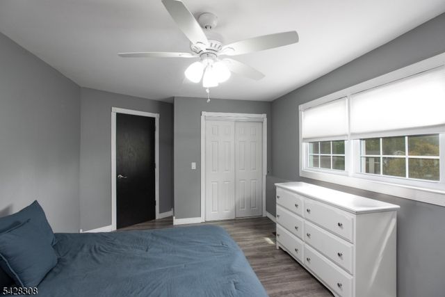 13 Forest Ln, Green Brook Twp., NJ 08812