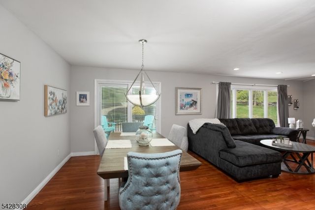 13 Forest Ln, Green Brook Twp., NJ 08812