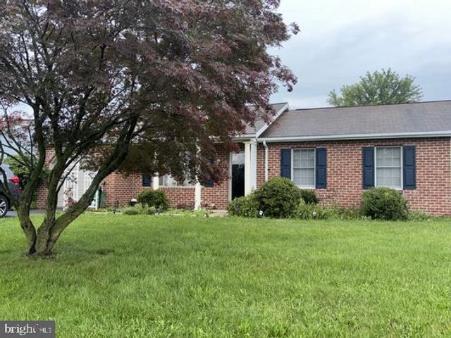 217 FAITH CIR, Carlisle, PA 17013