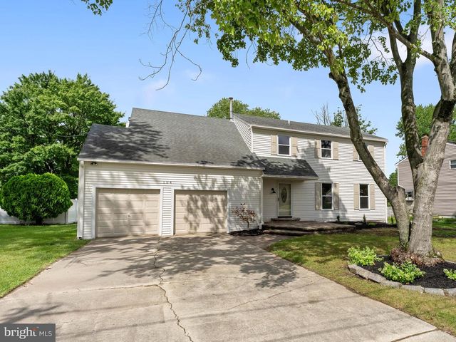 104 MCKINLEY AVE, Blackwood, NJ 08012