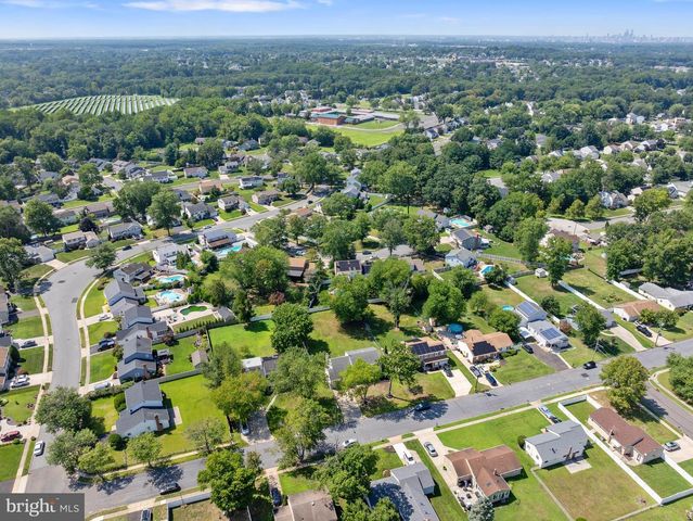 104 MCKINLEY AVE, Blackwood, NJ 08012