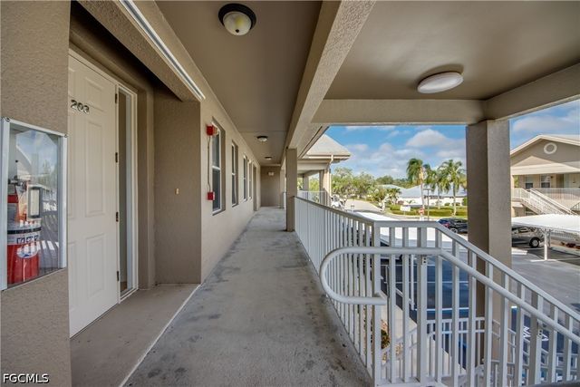15250 Riverbend BLVD 204, North Fort Myers, FL 33917