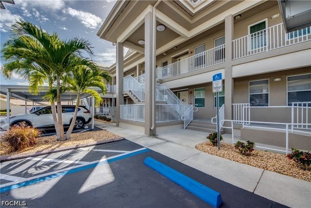 15250 Riverbend BLVD 204, North Fort Myers, FL 33917