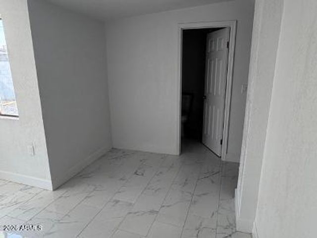 2714 N 40TH Avenue, Phoenix, AZ 85009