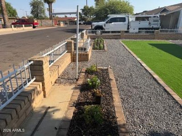 2714 N 40TH Avenue, Phoenix, AZ 85009