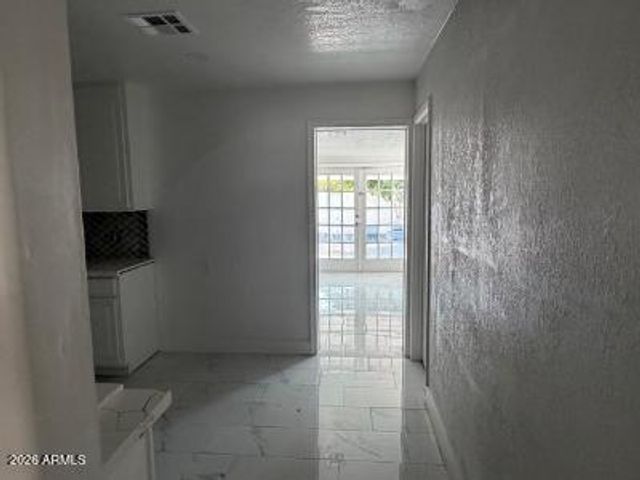 2714 N 40TH Avenue, Phoenix, AZ 85009