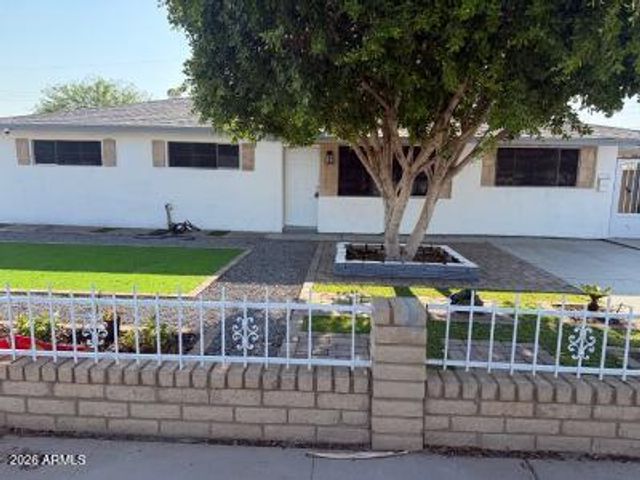 2714 N 40TH Avenue, Phoenix, AZ 85009