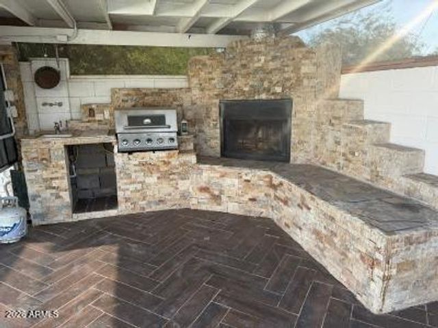 2714 N 40TH Avenue, Phoenix, AZ 85009
