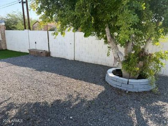 2714 N 40TH Avenue, Phoenix, AZ 85009