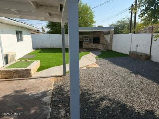 2714 N 40TH Avenue, Phoenix, AZ 85009