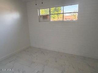 2714 N 40TH Avenue, Phoenix, AZ 85009