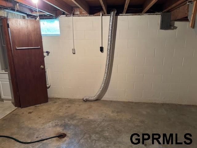 2205 Myrtle Street, Bellevue, NE 68047