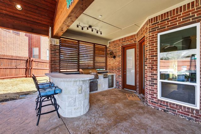 9713 Brewster Lane, Fort Worth, TX 76244