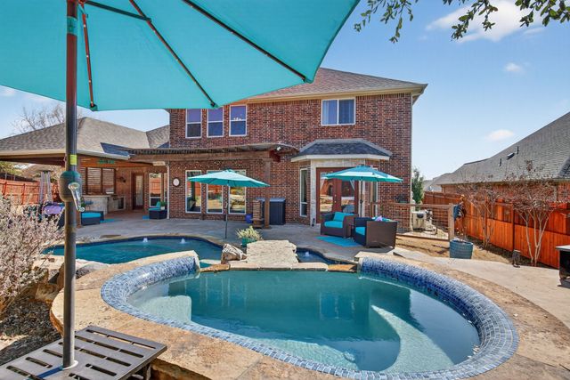 9713 Brewster Lane, Fort Worth, TX 76244