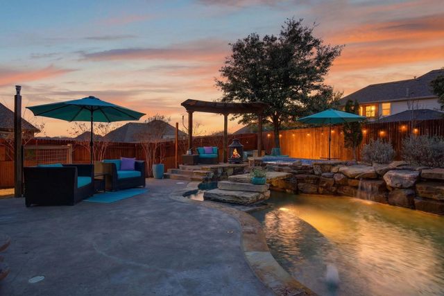 9713 Brewster Lane, Fort Worth, TX 76244