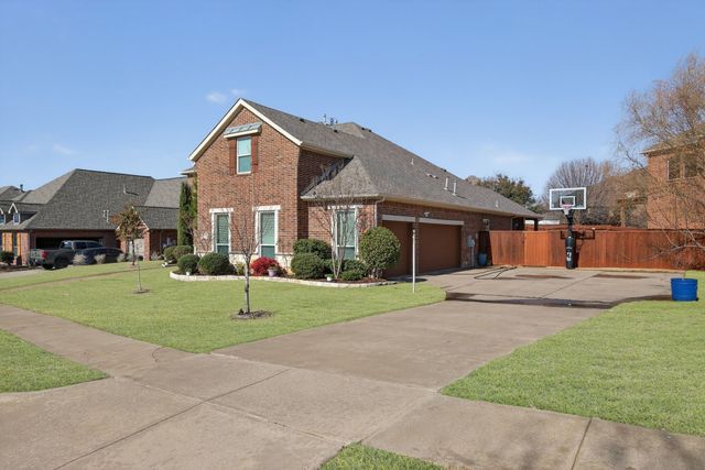 9713 Brewster Lane, Fort Worth, TX 76244