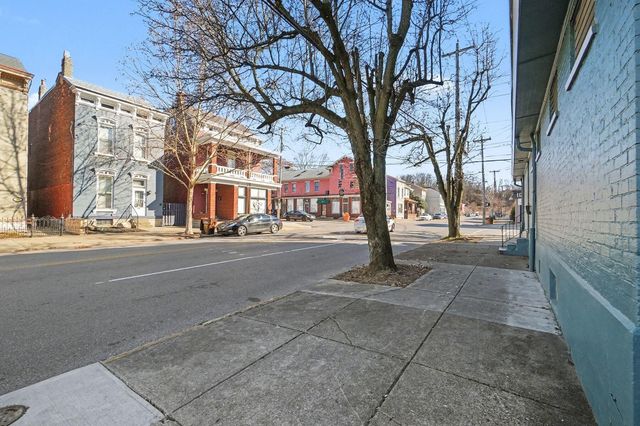 241 E 10th Street, Newport, KY 41071