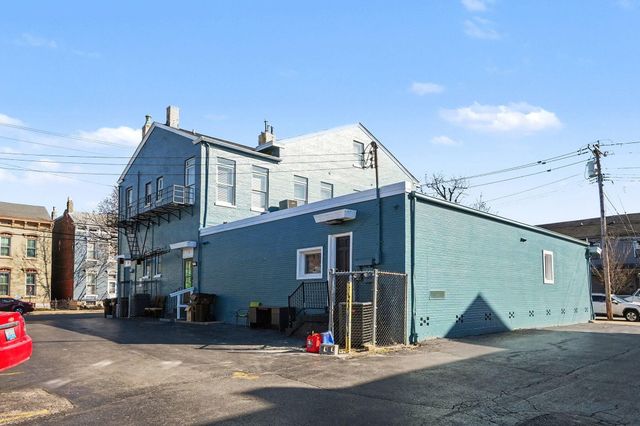 241 E 10th Street, Newport, KY 41071