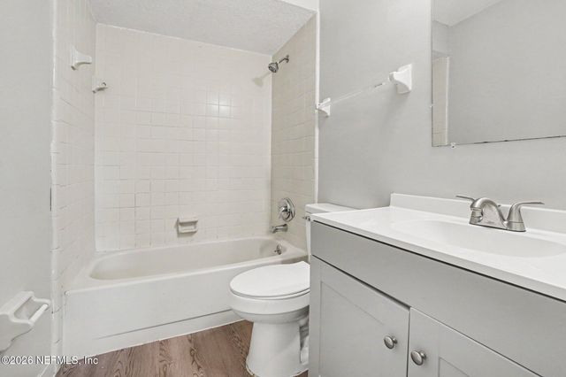 11427 YELLOW TAIL Court, Jacksonville, FL 32218