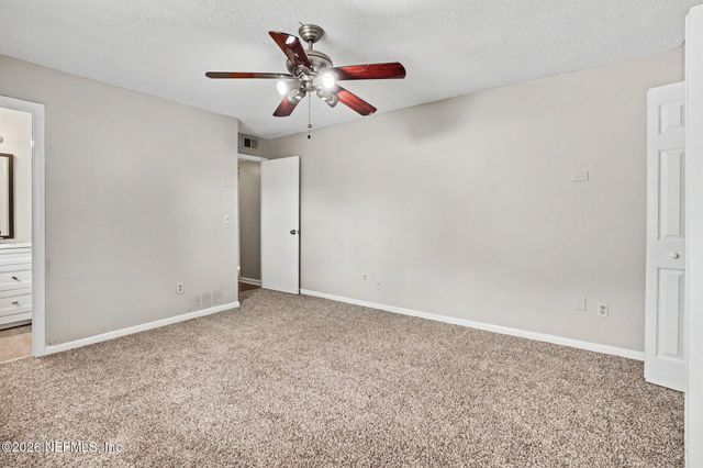 11427 YELLOW TAIL Court, Jacksonville, FL 32218