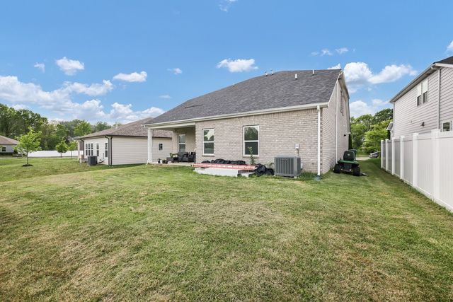 2453 Prairie Hill Dr, Antioch, TN 37013