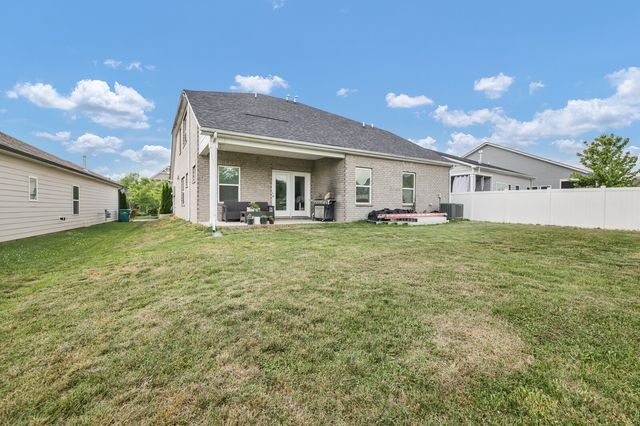 2453 Prairie Hill Dr, Antioch, TN 37013
