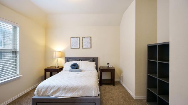 4328 Oak Chase Drive, Fort Worth, TX 76244