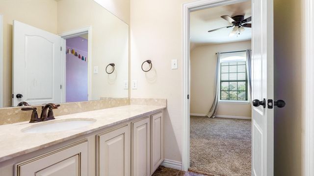 4328 Oak Chase Drive, Fort Worth, TX 76244