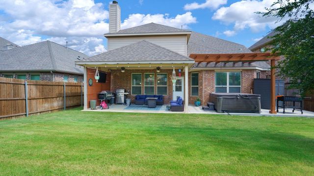 4328 Oak Chase Drive, Fort Worth, TX 76244