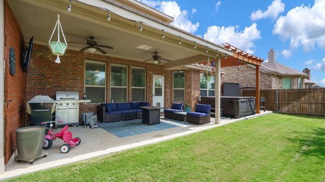 4328 Oak Chase Drive, Fort Worth, TX 76244