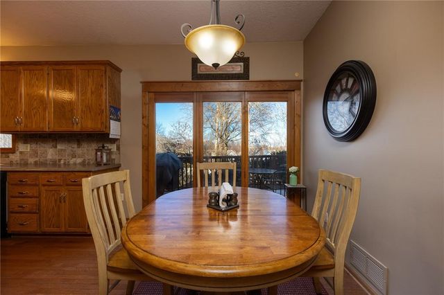 1303 Telford Drive, Liberty, MO 64068