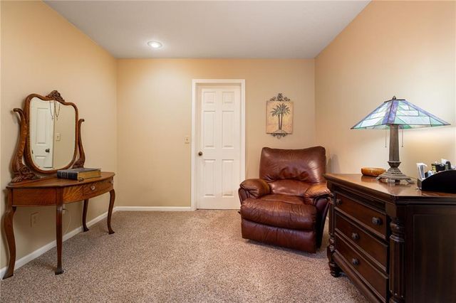 1303 Telford Drive, Liberty, MO 64068