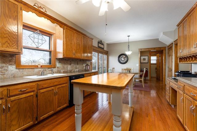 1303 Telford Drive, Liberty, MO 64068