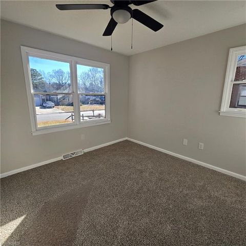 4218 Bramlet Place, Greensboro, NC 27407