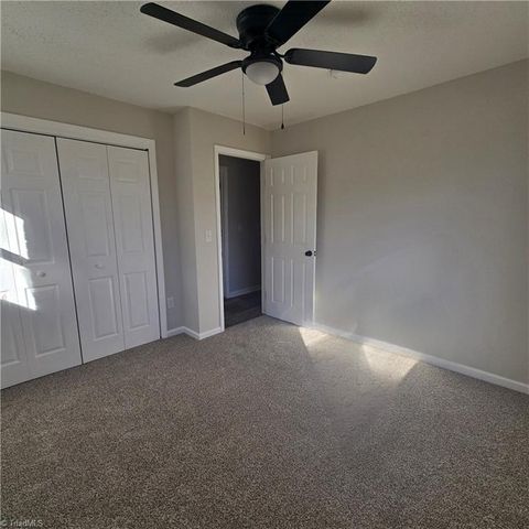 4218 Bramlet Place, Greensboro, NC 27407