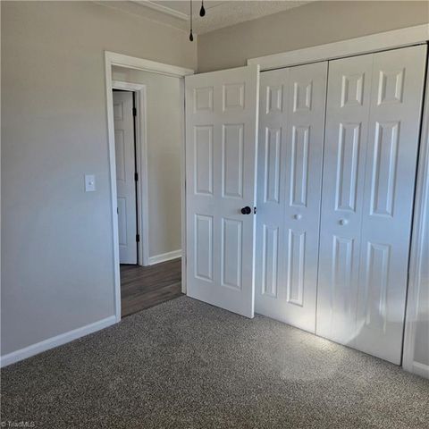 4218 Bramlet Place, Greensboro, NC 27407