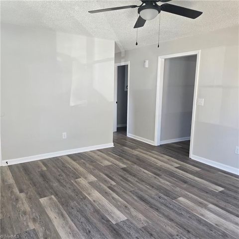 4218 Bramlet Place, Greensboro, NC 27407