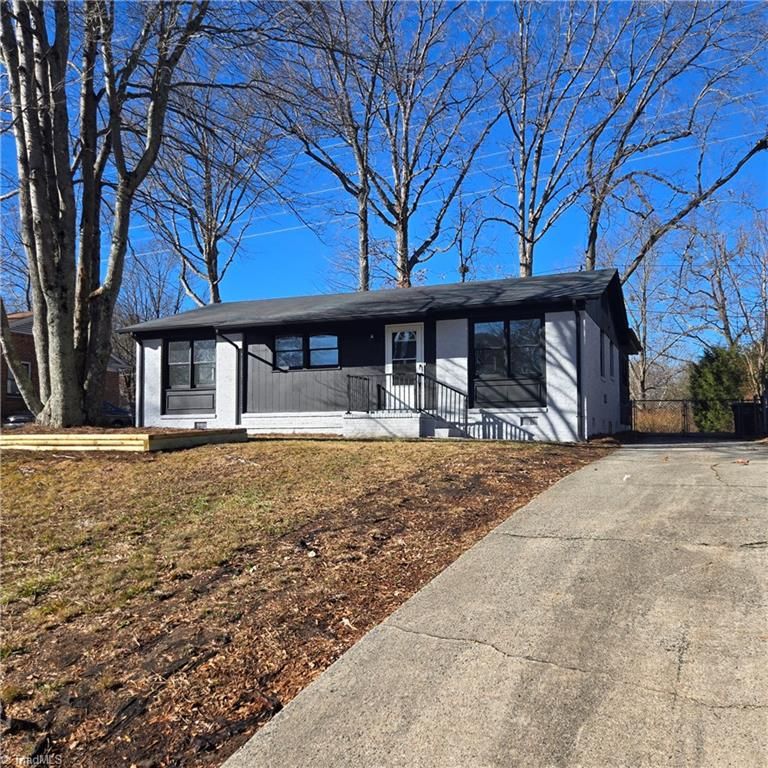 4218 Bramlet Place, Greensboro, NC 27407