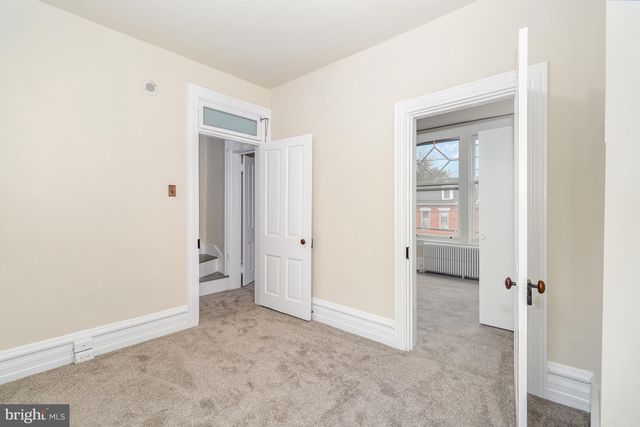 354 E CHESTNUT ST, Lancaster, PA 17602