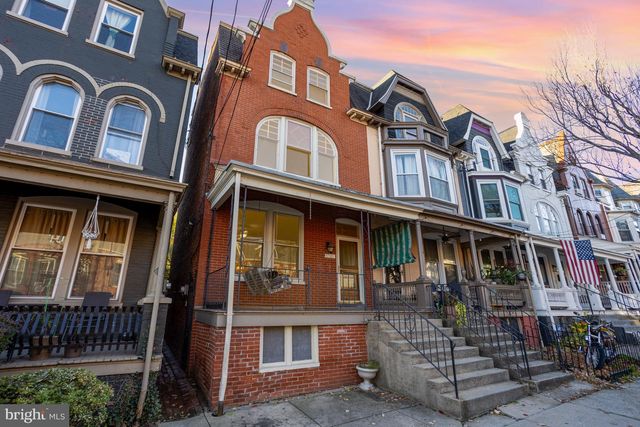 354 E CHESTNUT ST, Lancaster, PA 17602