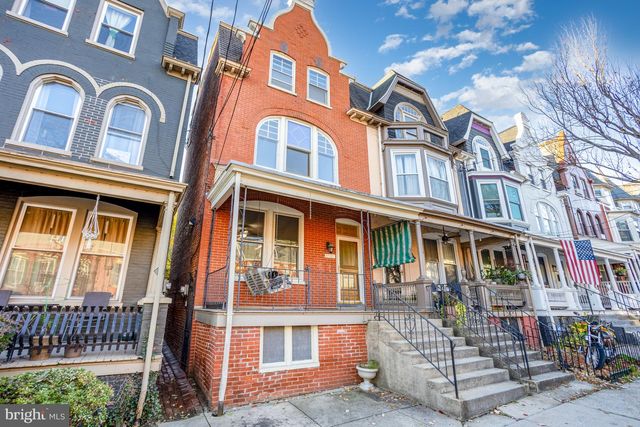 354 E CHESTNUT ST, Lancaster, PA 17602