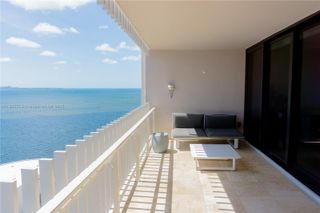 3 Grove Isle Dr C1405, Miami, FL 33133