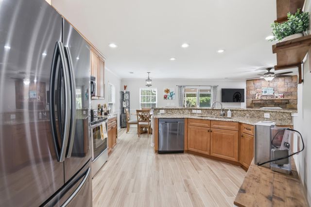 5103 Weatherwood Dr., North Myrtle Beach, SC 29582