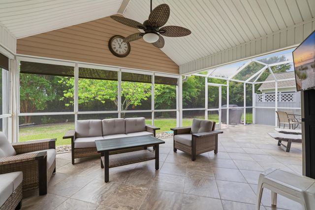 5103 Weatherwood Dr., North Myrtle Beach, SC 29582
