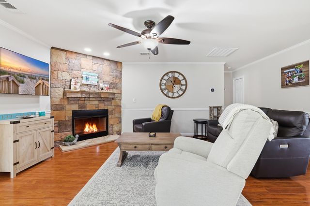 5103 Weatherwood Dr., North Myrtle Beach, SC 29582