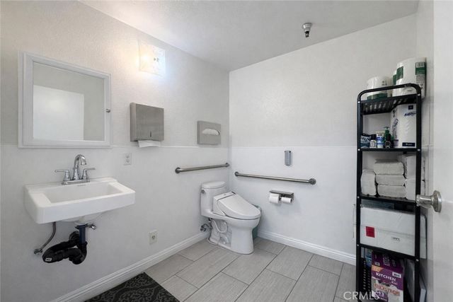 11940 Goldring Rd B, Arcadia, CA 91006